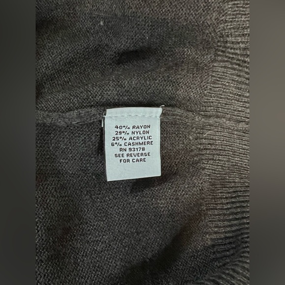 JOAN VASS‎ Charcoal gray mock neck sweater size M. - Picture 10 of 13